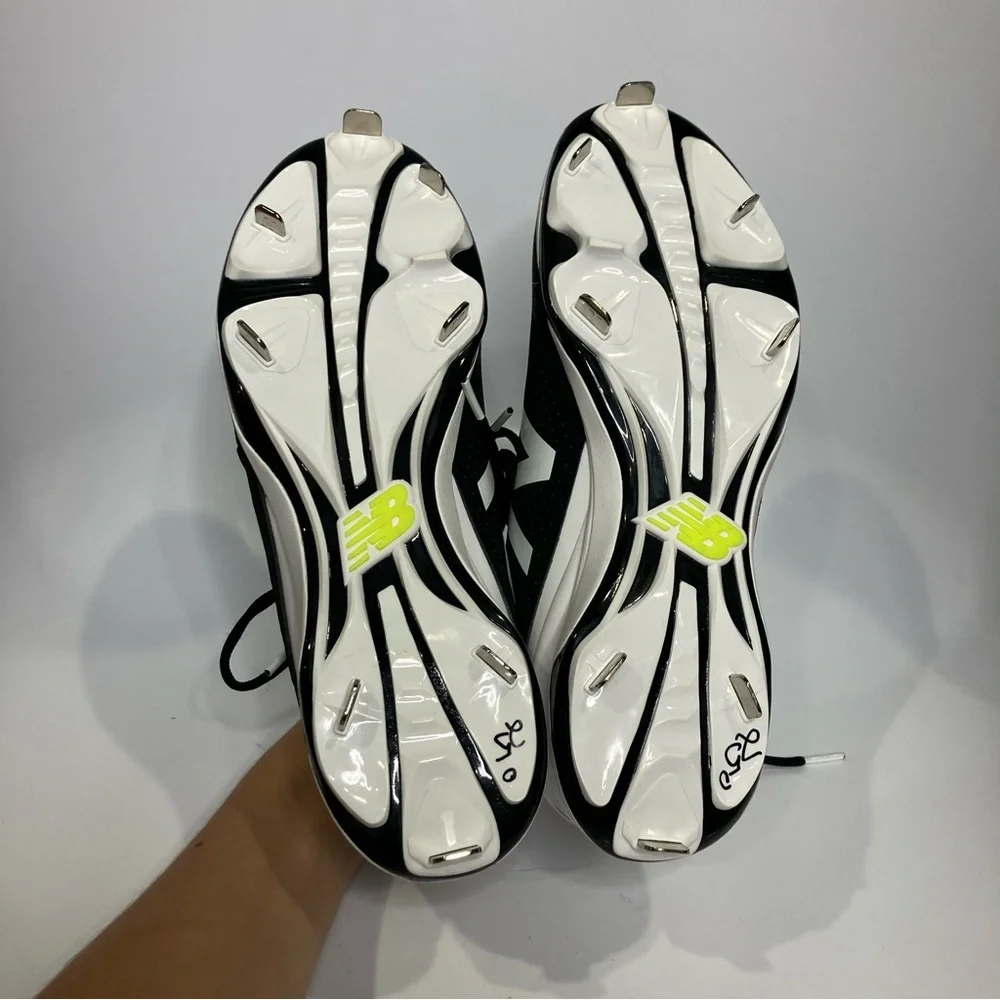 New‎ Balance metal softball cleats women’s size 11 black white new with tags
